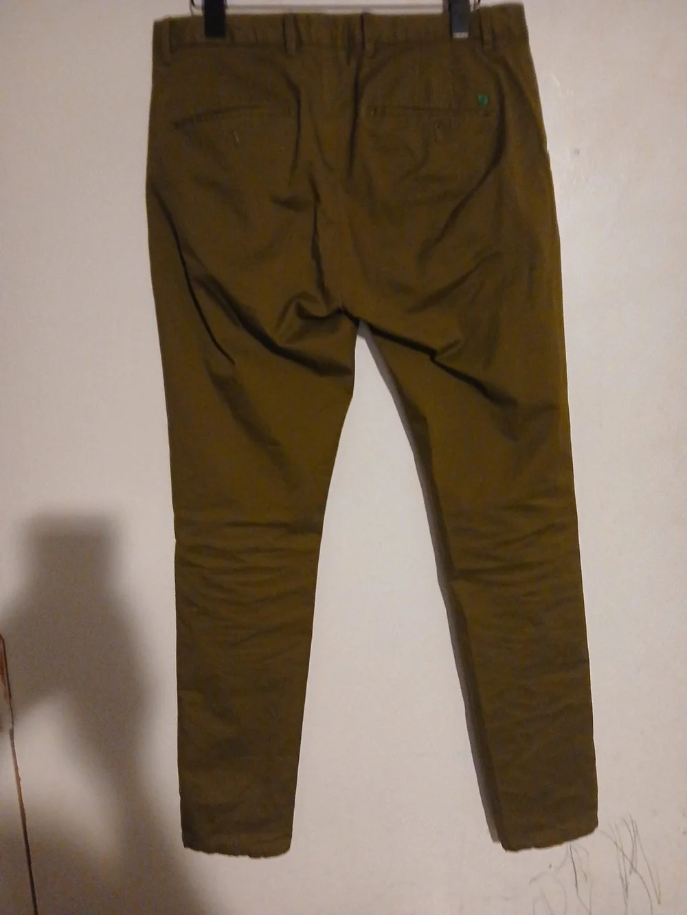 Slim-Fit Olive Chino Pants - Unknown Brand
